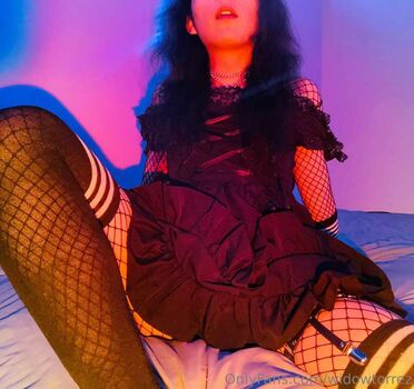 Full leaked Widowtorrez private onlyfans photo