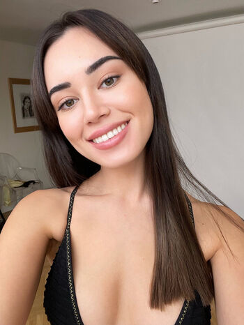 Full leaked Wildlika private onlyfans photo