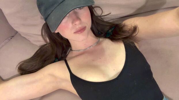 Full leaked Willow shields private photo