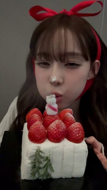 Full leaked Winter aespa page private onlyfans photo