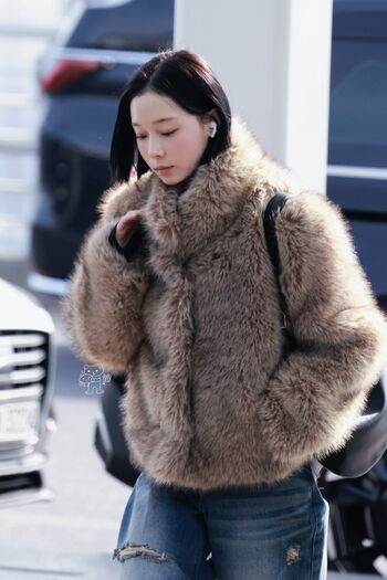 Full leaked Winter aespa page private onlyfans photo