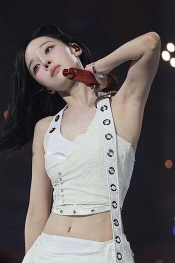 Full leaked Winter aespa page private onlyfans photo