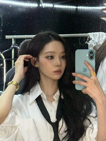 Full leaked Winter aespa page private onlyfans photo