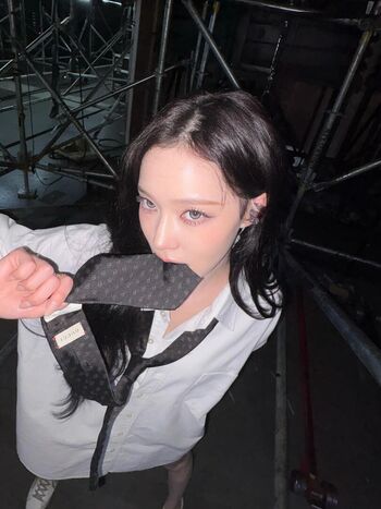 Full leaked Winter aespa page private onlyfans photo