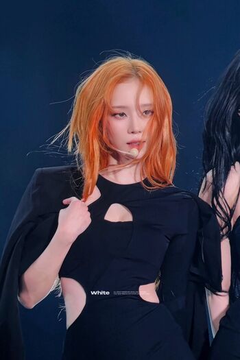 Full leaked Winter aespa page private onlyfans photo