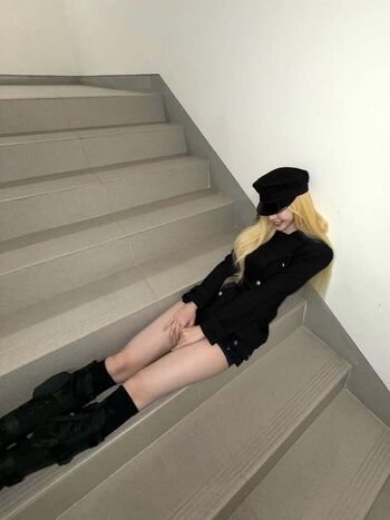 Full leaked Winter aespa page private photo