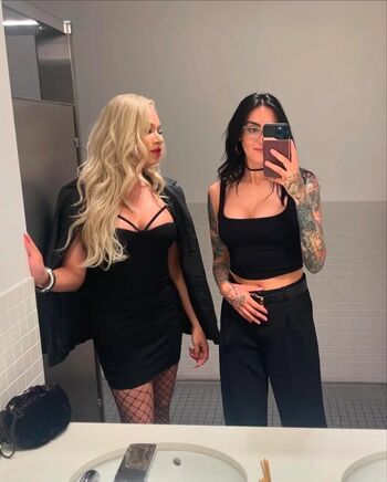 Full leaked Wisalallen private onlyfans photo