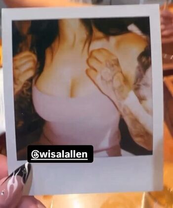Full leaked Wisalallen private photo