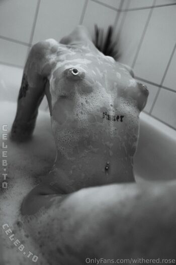 Full leaked Withered rose private onlyfans photo