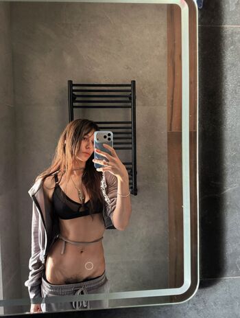 Full leaked Wkshiza private onlyfans photo