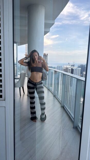 Full leaked Woah vicky page private photo
