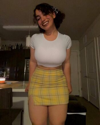 Full leaked Woahh emily private photo