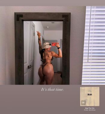 Full leaked Woahh emily private photo