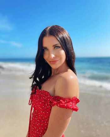 Full leaked Women motorsports page private onlyfans photo