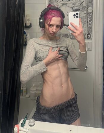 Full leaked Women with long torso private onlyfans photo