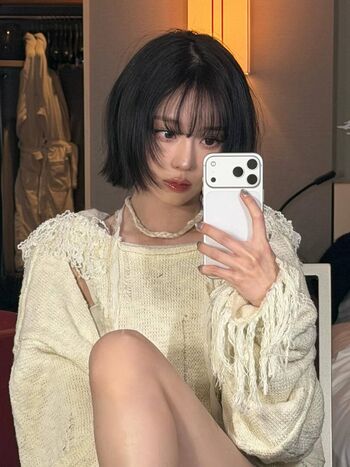 Full leaked Womenk pop page private onlyfans photo