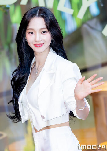 Full leaked Womenk pop page private onlyfans photo