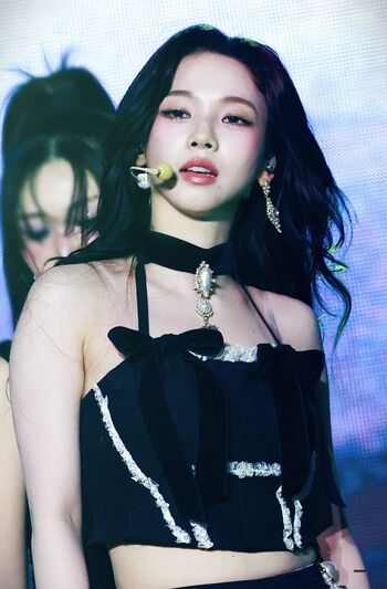 WomenK-pop