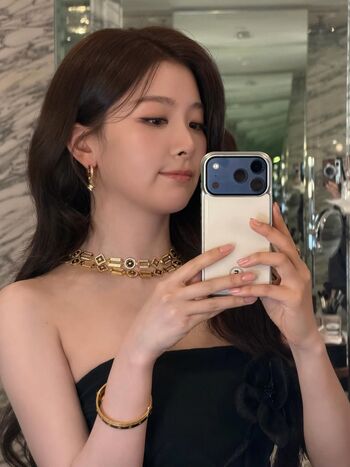 WomenK-pop