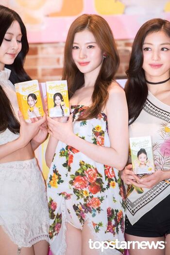 WomenK-pop