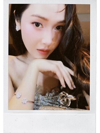 Full leaked Womenk pop private photo