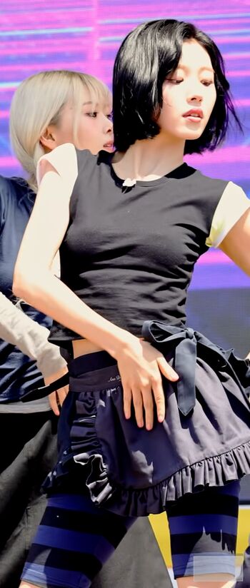 Full leaked Womenk pop private photo