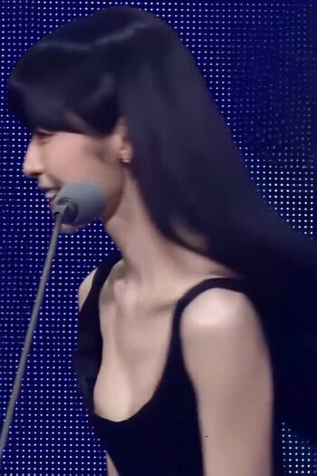 Full leaked Womenk pop private photo