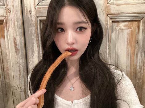 Full leaked Womenk pop page private photo