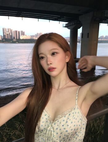 WomenK-pop