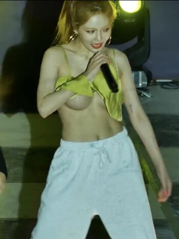 Full leaked Womenk pop private photo
