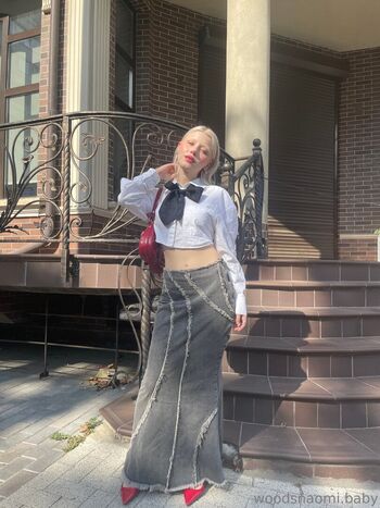 Full leaked Woodsnaomi private photo