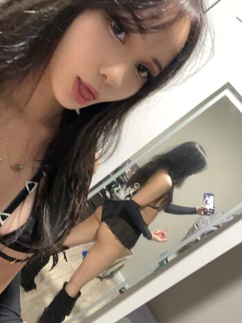 Full leaked Worshipkiwi private photo