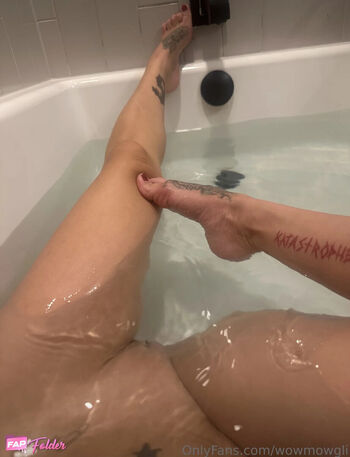 Full leaked Wowmowgli private photo