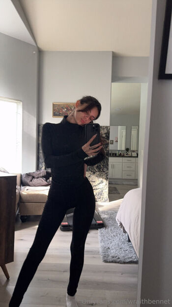 Full leaked Wraithbennet page private photo