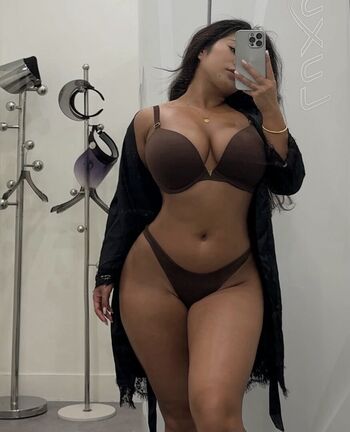 Full leaked Wuwuyan private photo