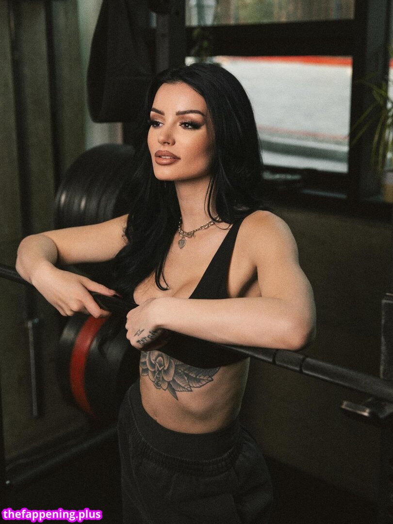 WWE's Paige  / WWE's Paige / Saraya Bevis / saraya Nacktes OnlyFans Foto #40