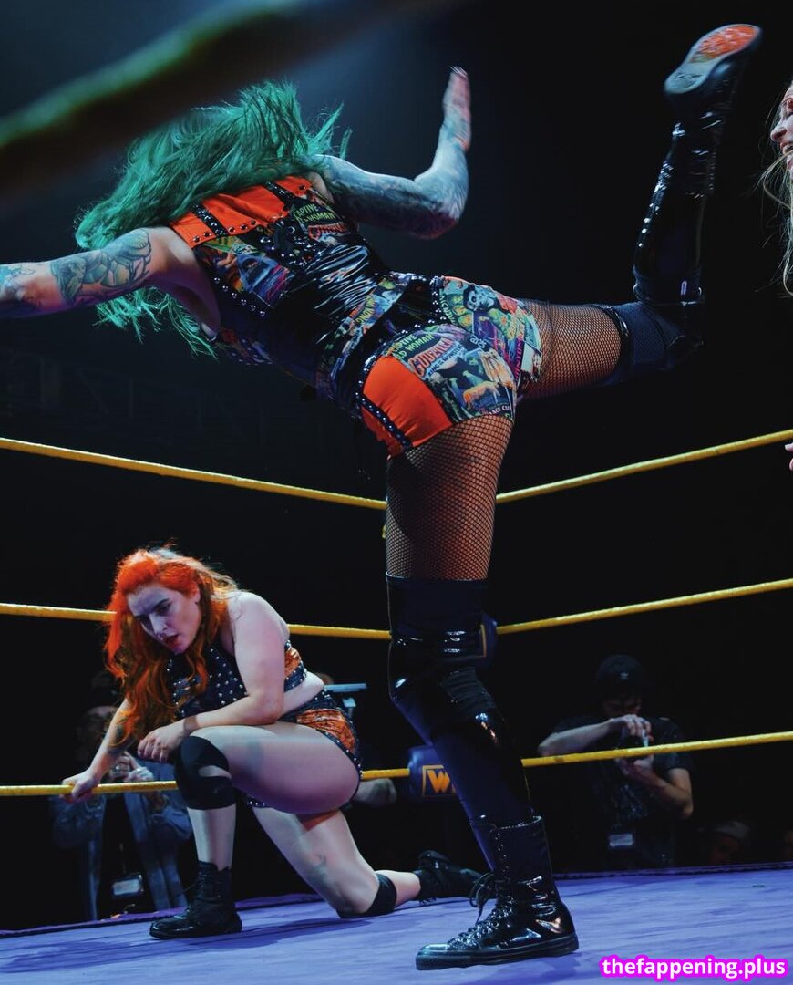 Shotzi Blackheart / ShotziWWE / WWE Shotzi Nahá OnlyFans fotografie #371