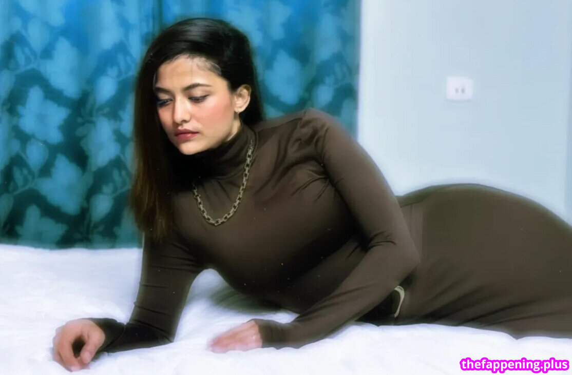 god.ess23 / wwildrosee Fotografie OnlyFans Dezbrăcată #4