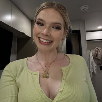 Full leaked Wynne page private onlyfans photo