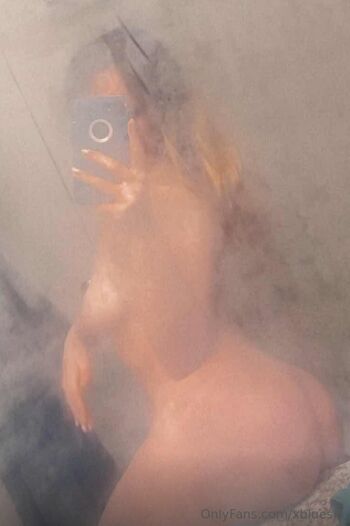 Full leaked Xbluesin private photo