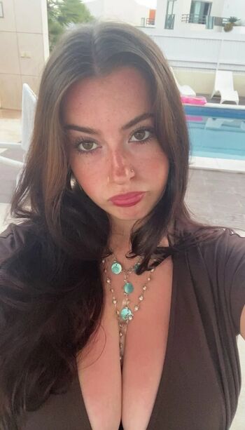 Full leaked Xemilyhayess private photo