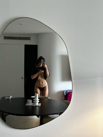 Xeniahelenaa