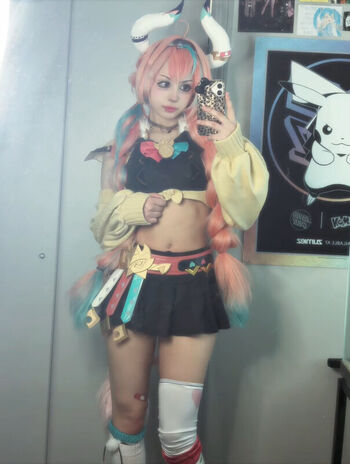 Full leaked Xenluvsmiku page private photo