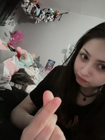 Full leaked Xenluvsmiku page private photo