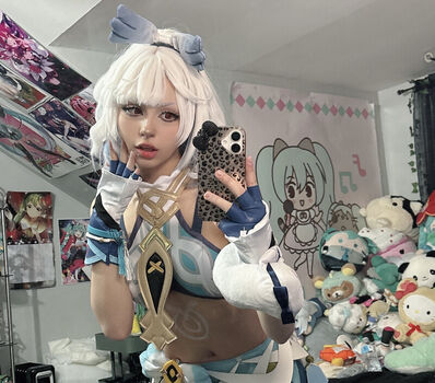 Full leaked Xenluvsmiku page private photo