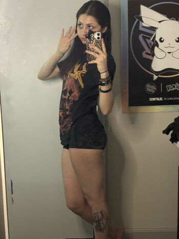 Full leaked Xenluvsmiku private photo