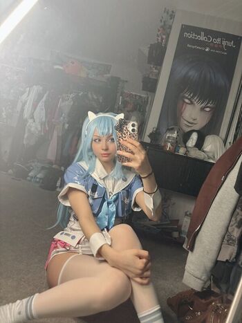 Full leaked Xenluvsmiku private photo