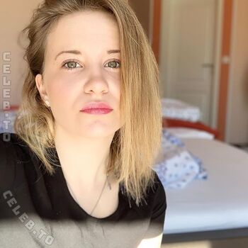 Full leaked Xfiine private onlyfans photo