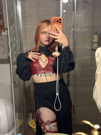 Full leaked Xhuronax private photo