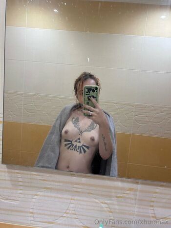 Full leaked Xhuronax private photo